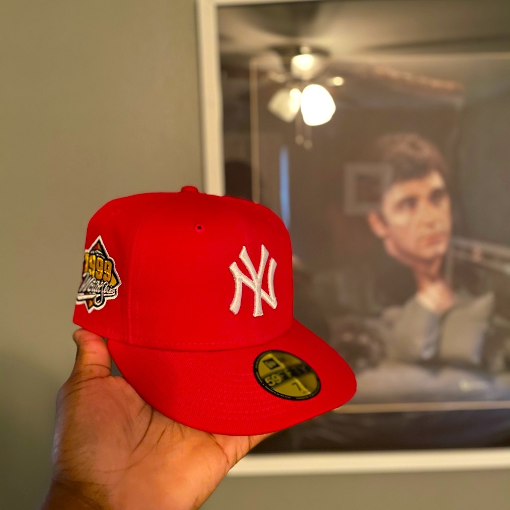 Red white Yankee hat 7 3/8 Hatclub Exclusive